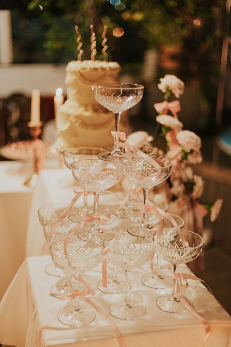 結婚式の思い出の写真 — きらきら、乾杯