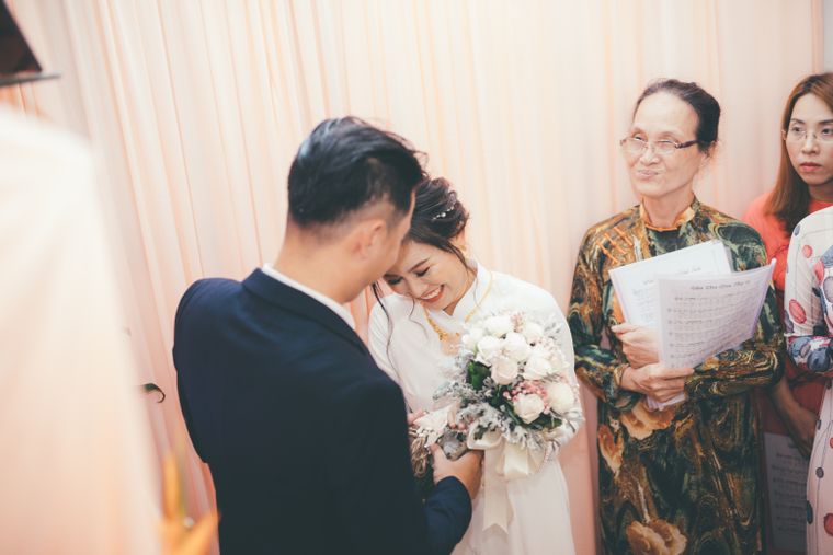 結婚式の思い出の写真 — 祝福のなかで